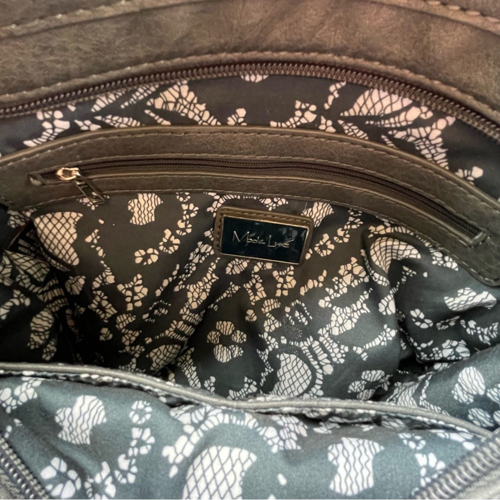 Moda Luxe Gray Faux Leather Crossbody or Shoulder Purse - Picture 7 of 16